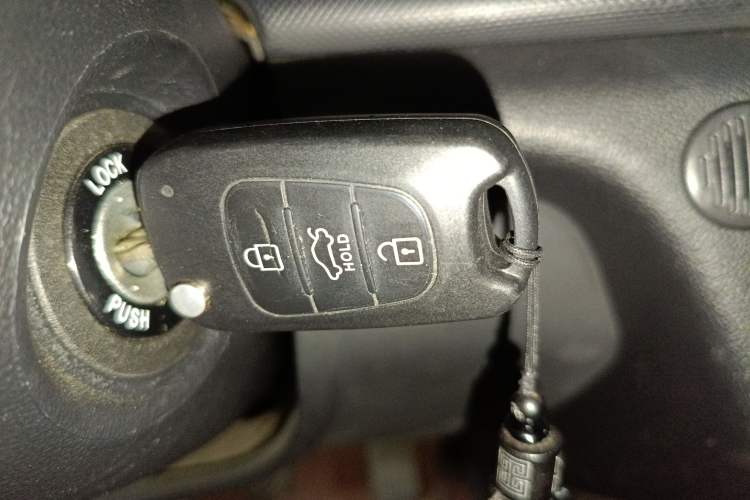 Used Kia Forte 2014 1.6L MT GL Interior 1