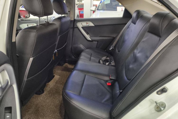 Used Kia Forte 2014 1.6L AT GL Interior 1