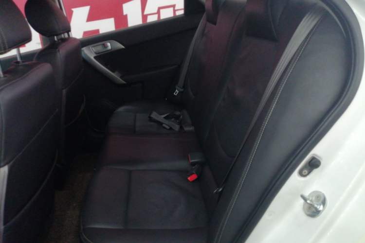 Used Kia Forte 2014 1.6L AT GL Interior 4