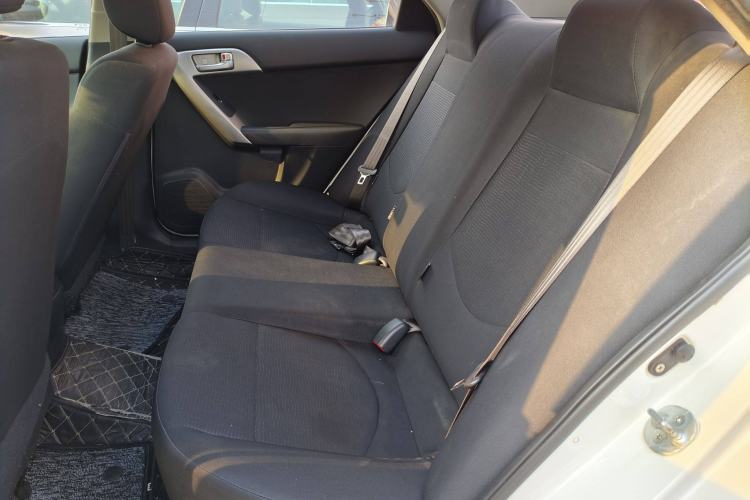 Used Kia Forte 2014 1.6L AT GL Interior 6