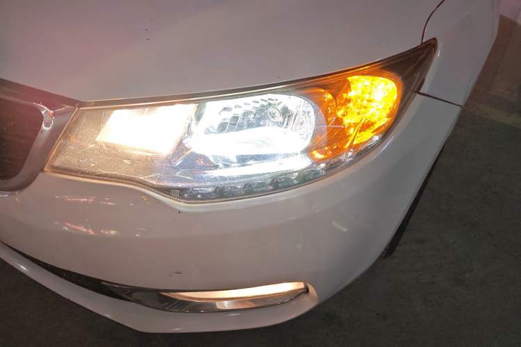 Used Kia Forte 2014 1.6L AT GLS Left Front Headlight
