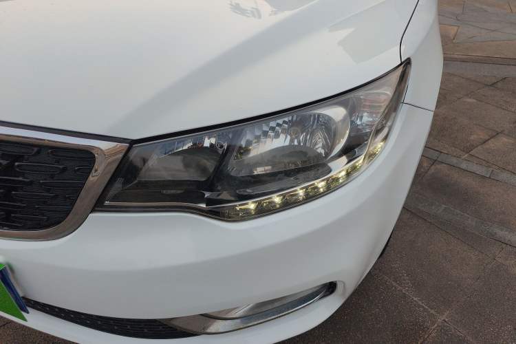 Used Kia Forte 2014 1.6L MT GLS Left Front Headlight