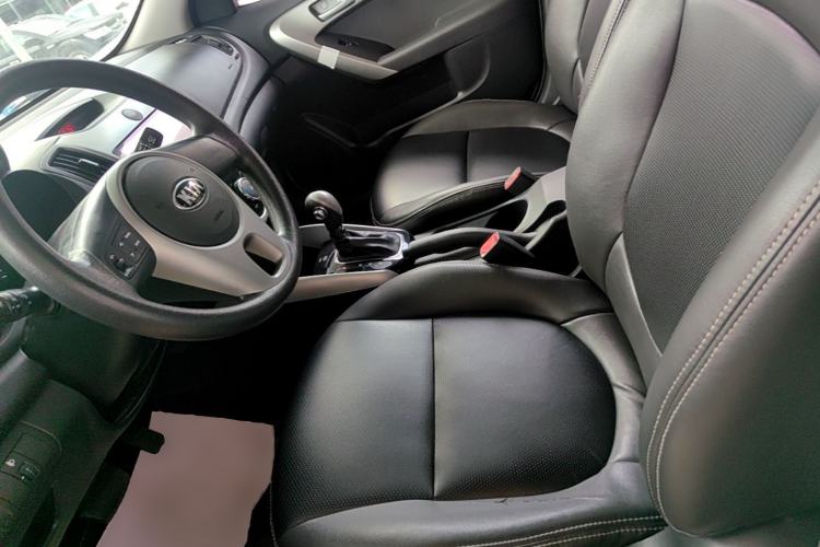 Used Kia Forte 2014 1.6L AT GL Left Front Seat
