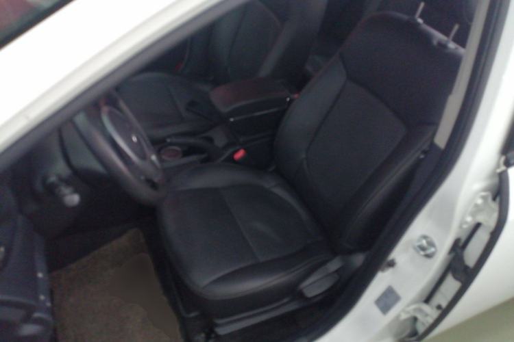 Used Kia Forte 2014 1.6L AT GL Left Front Seat