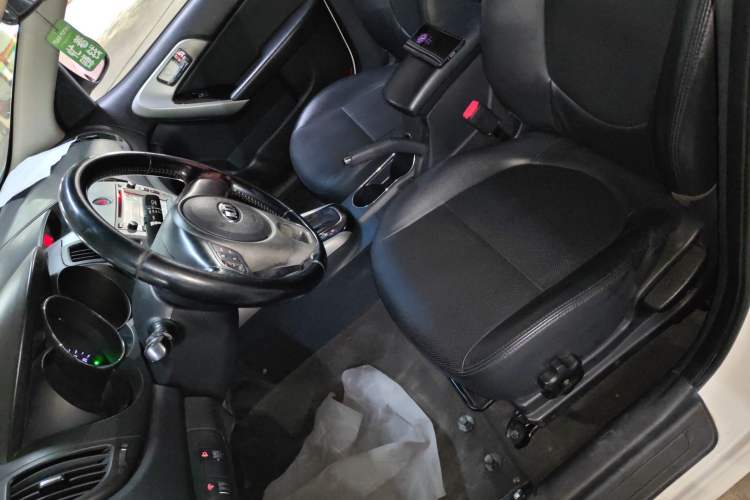 Used Kia Forte 2014 1.6L AT GLS Left Front Seat