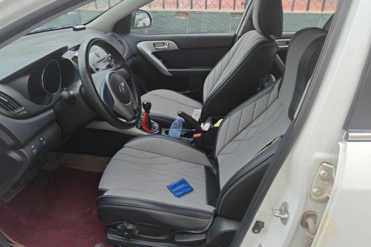 Used Kia Forte 2014 1.6L MT GLS Left Front Seat