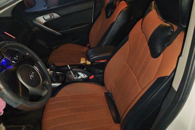 Used Kia Forte 2014 1.6L MT GL Left Front Seat