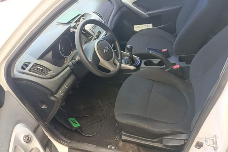 Used Kia Forte 2014 1.6L MT GL Left Front Seat