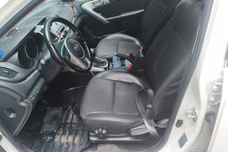 Used Kia Forte 2014 1.6L AT GLS Left Front Seat