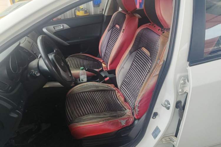 Used Kia Forte 2014 1.6L MT GL Left Front Seat