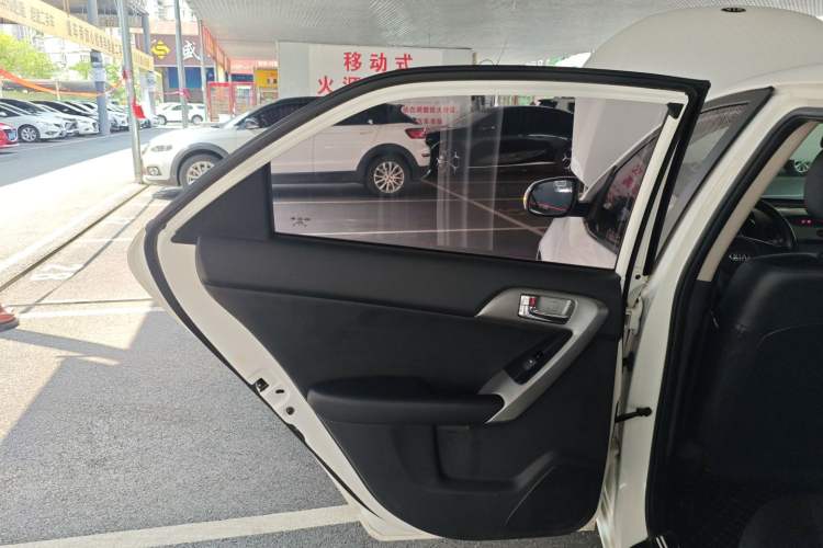 Used Kia Forte 2014 1.6L AT GLS Left Rear Door Interior