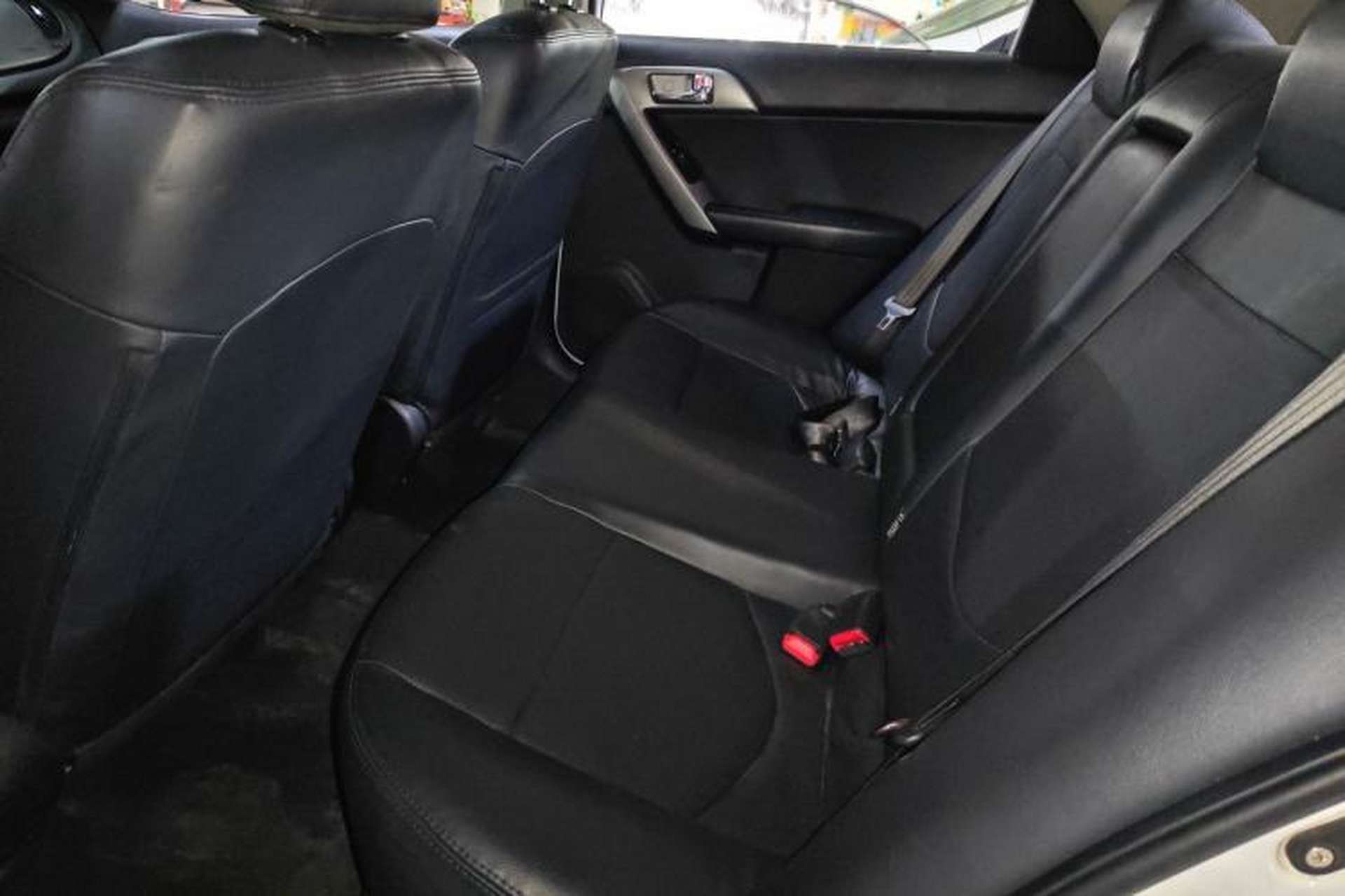 Used Kia Forte 2014 1.6L AT GLS Left Rear Seat