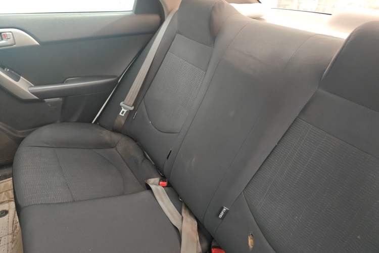 Used Kia Forte 2014 1.6L MT GL Left Rear Seat