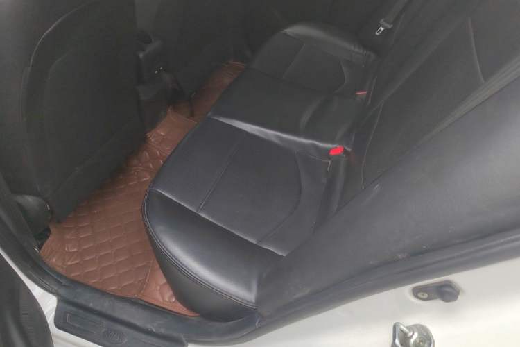 Used Kia Forte 2014 1.6L MT GL Left Rear Seat