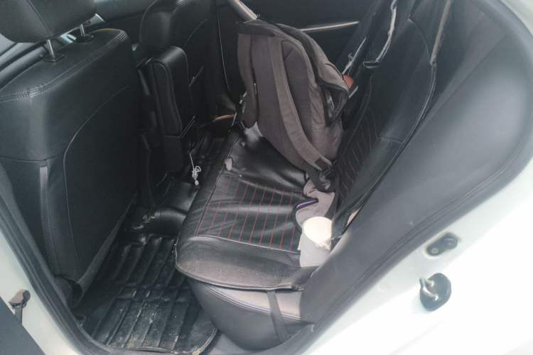 Used Kia Forte 2014 1.6L AT GLS Left Rear Seat