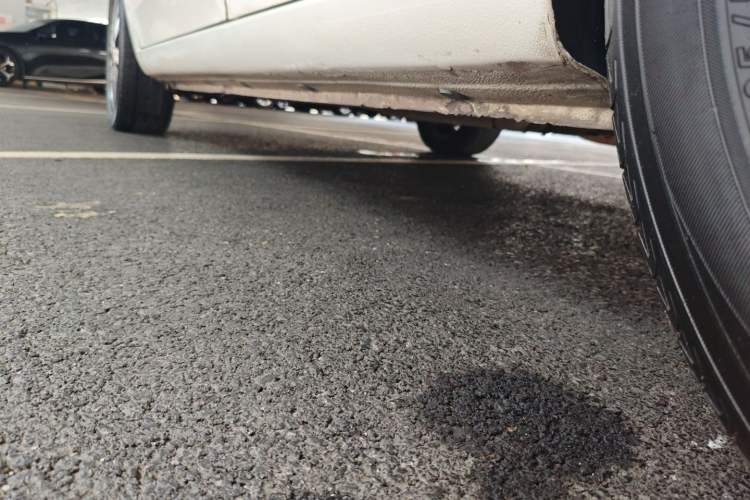 Used Kia Forte 2014 1.6L AT GLS Left Side Sill