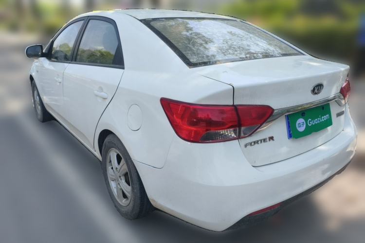 Used Kia Forte 2014 1.6L AT GL Rear Left 45 Deg