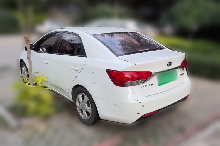 Used Kia Forte 2014 1.6L AT GL Rear Left 45 Deg