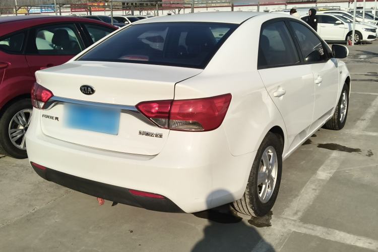 Used Kia Forte 2014 1.6L MT GL Rear Right 45 Deg