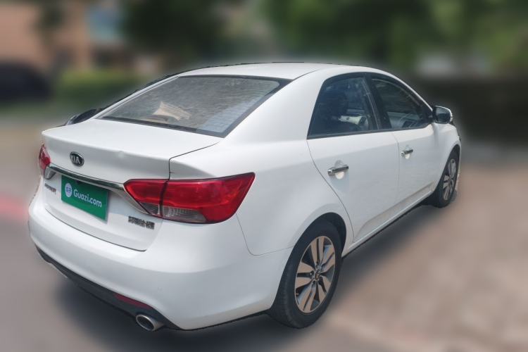 Used Kia Forte 2014 1.6L AT GLS Rear Right 45 Deg
