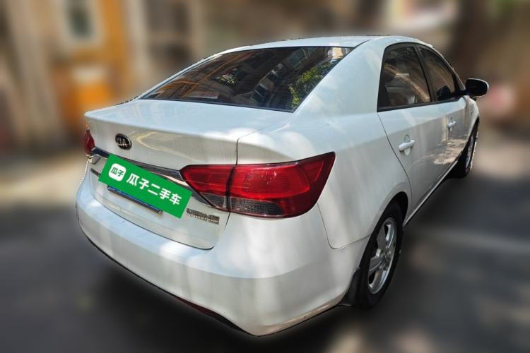 Used Kia Forte 2014 1.6L MT GL Rear Right 45 Deg