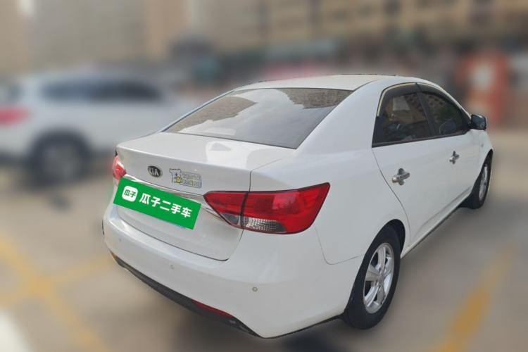 Used Kia Forte 2014 1.6L AT GL Rear Right 45 Deg