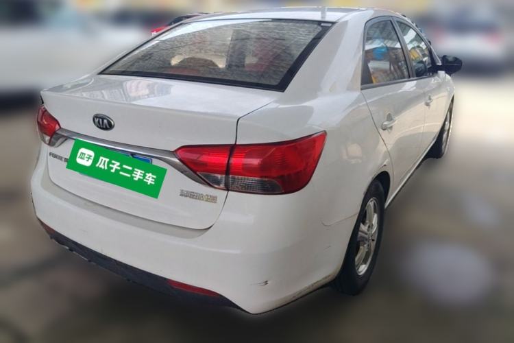 Used Kia Forte 2014 1.6L MT GL Rear Right 45 Deg