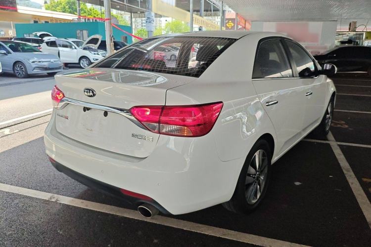 Used Kia Forte 2014 1.6L AT GLS Rear Right 45 Deg