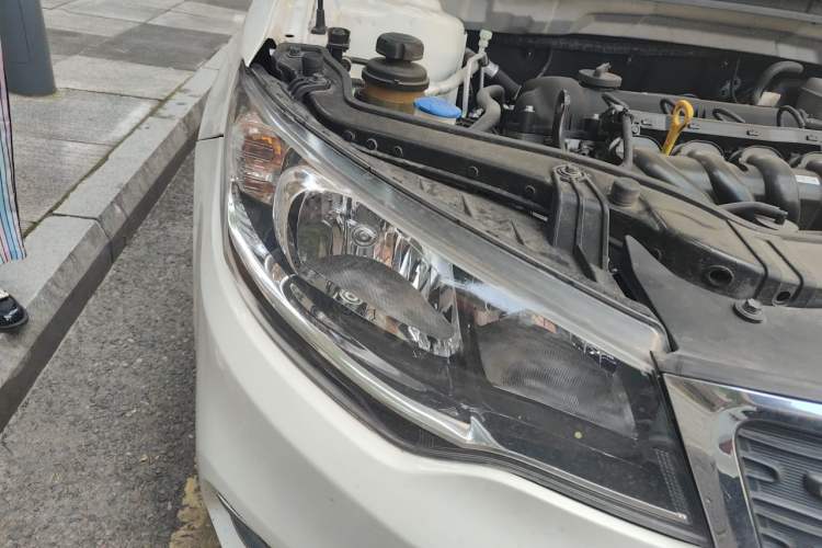 Used Kia Forte 2014 1.6L AT GL Right Front Headlight