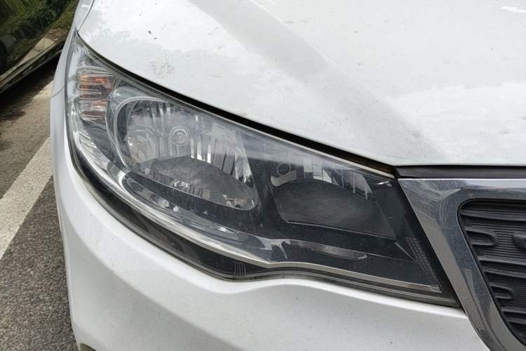 Used Kia Forte 2014 1.6L MT GL Right Front Headlight