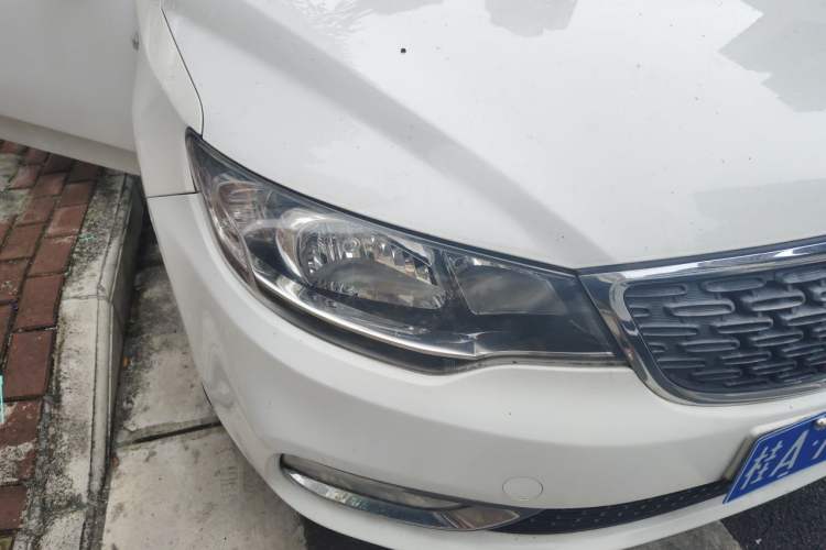Used Kia Forte 2014 1.6L MT GL Right Front Headlight