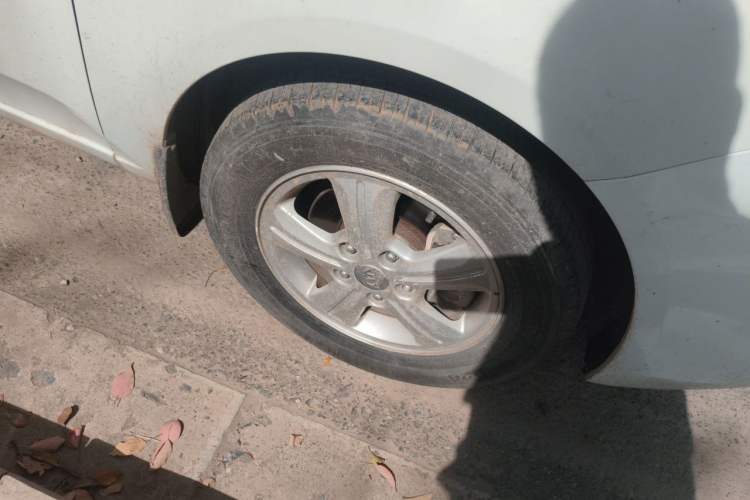 Used Kia Forte 2014 1.6L AT GL Right Front Wheel Hub