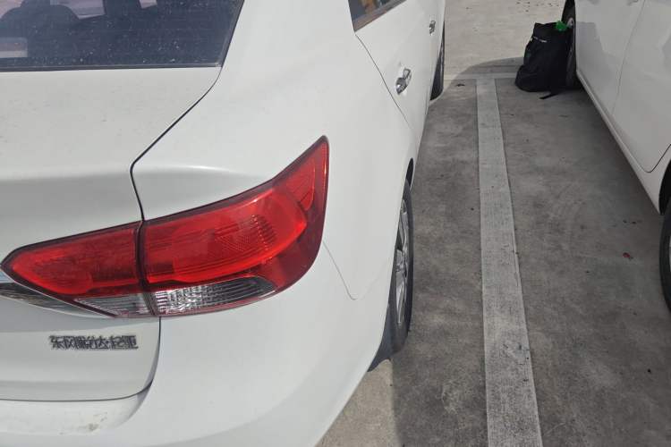 Used Kia Forte 2014 1.6L AT GLS Right Rear Taillight