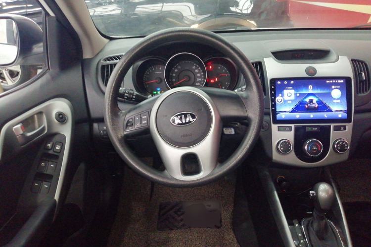 Used Kia Forte 2014 1.6L AT GL Steering Wheel