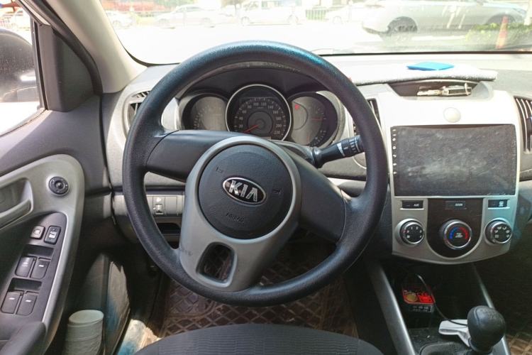 Used Kia Forte 2014 1.6L MT GL Steering Wheel