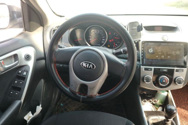 Used Kia Forte 2014 1.6L MT GL Steering Wheel