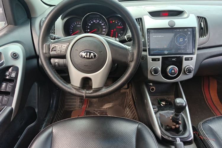 Used Kia Forte 2014 1.6L MT GLS Steering Wheel