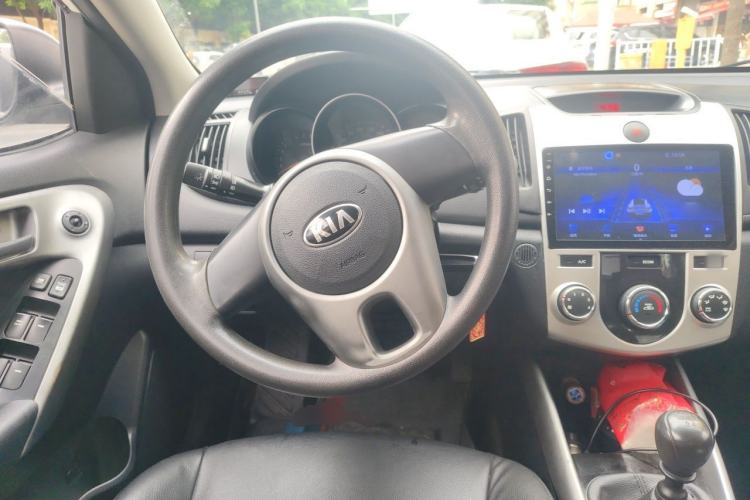Used Kia Forte 2014 1.6L MT GL Steering Wheel