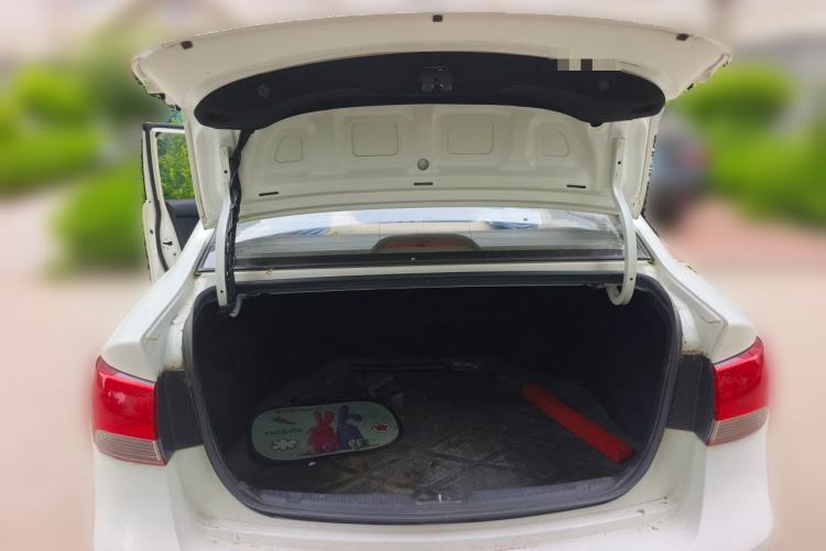 Used Kia Forte 2014 1.6L MT GL Trunk