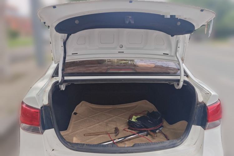 Used Kia Forte 2014 1.6L MT GL Trunk