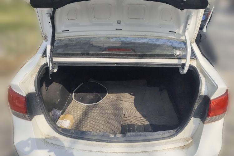 Used Kia Forte 2014 1.6L MT GL Trunk