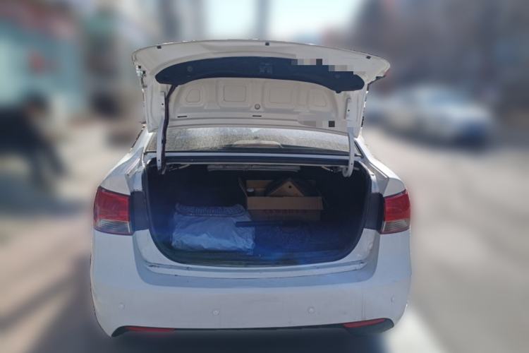 Used Kia Forte 2014 1.6L MT GL Trunk