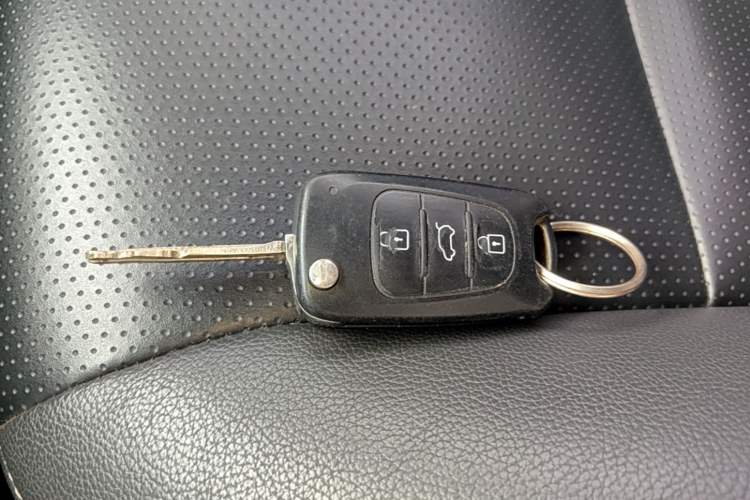 Used Kia Forte 2014 1.6L AT GL Vehicle Key