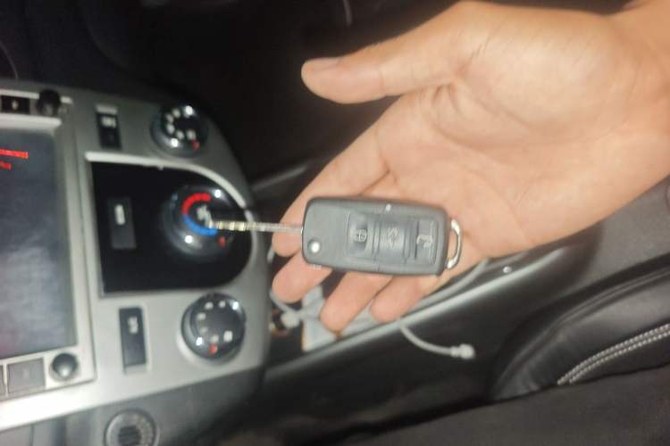 Used Kia Forte 2014 1.6L MT GL Vehicle Key