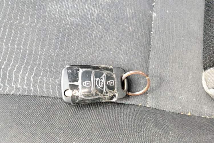 Used Kia Forte 2014 1.6L MT GL Vehicle Key