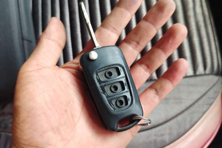 Used Kia Forte 2014 1.6L MT GL Vehicle Key