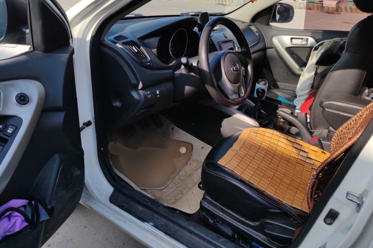 Used Kia Forte 2016 1.6L MT GL Driver Seat