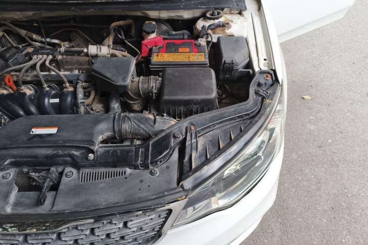 Used Kia Forte 2016 1.6L MT GL Engine Bay Left