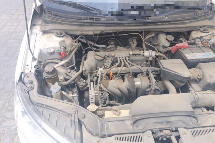 Used Kia Forte 2016 1.6L MT GL Engine Bay Right