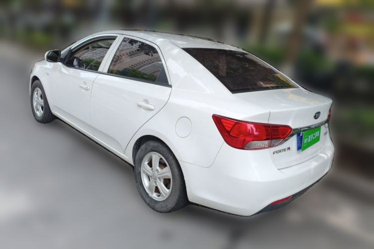 Used Kia Forte 2016 1.6L MT GL Rear Left 45 Deg
